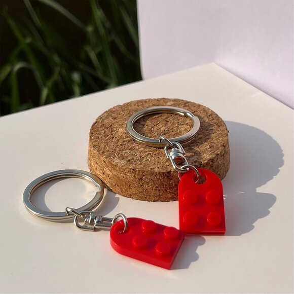 🆕 Men Red Brick Heart Keychain Couples Girlfriend Matching Exquisite Ornaments - Picture 4 of 9